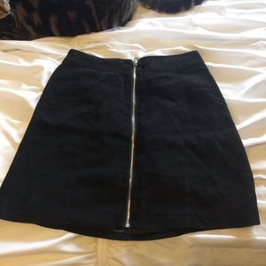 h&m mini skirt with zipper